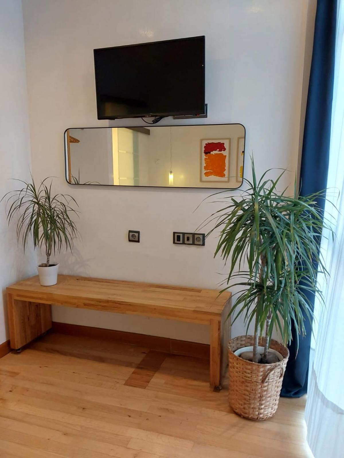 Hotel Nochendi Onís エクステリア 写真